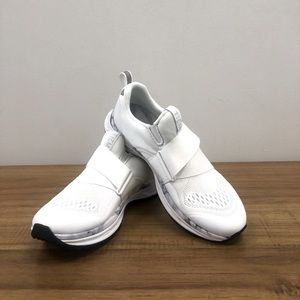 Tiem Slipstream - white marble